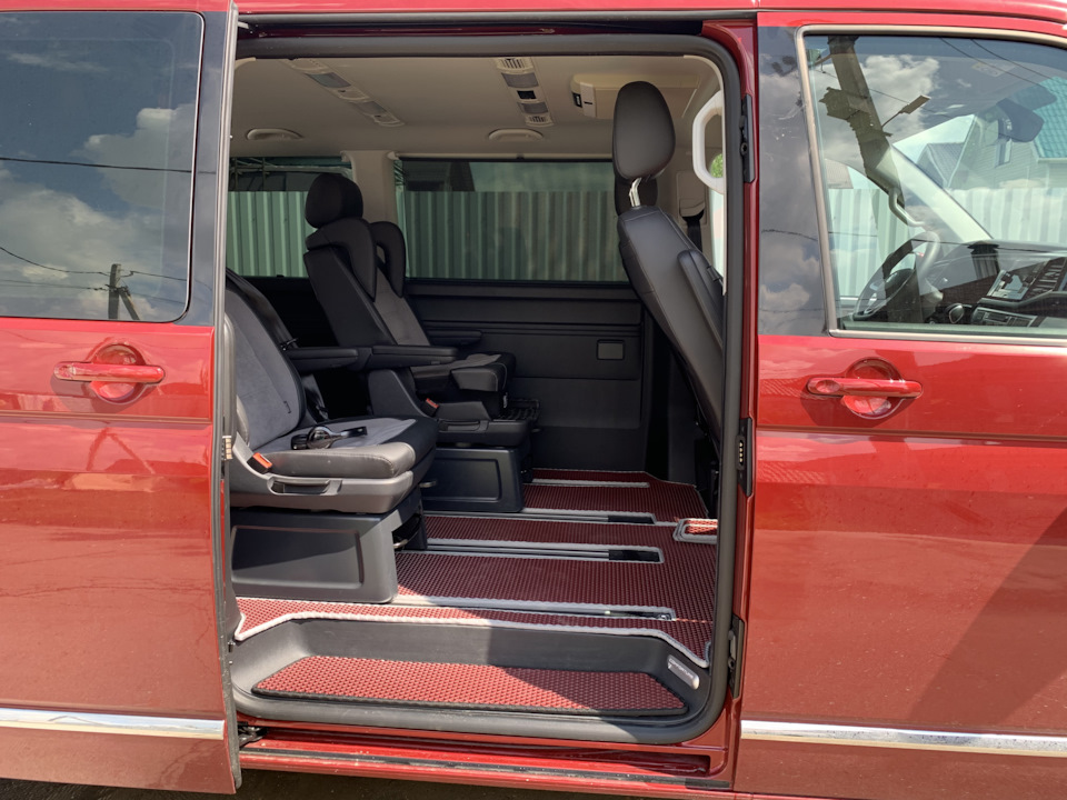 РќРѕРІС‹Р№ Volkswagen Multivan 6 1