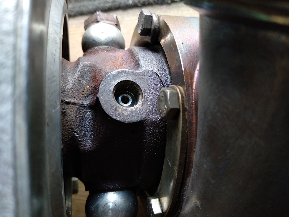 Починил турбину. Заменил масло и воздушный фильтр. — Opel Calibra, 2 л ...