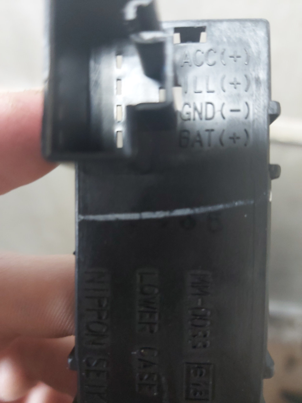 Подключение регистратора к верхней панели. — Mitsubishi Pajero Sport ...