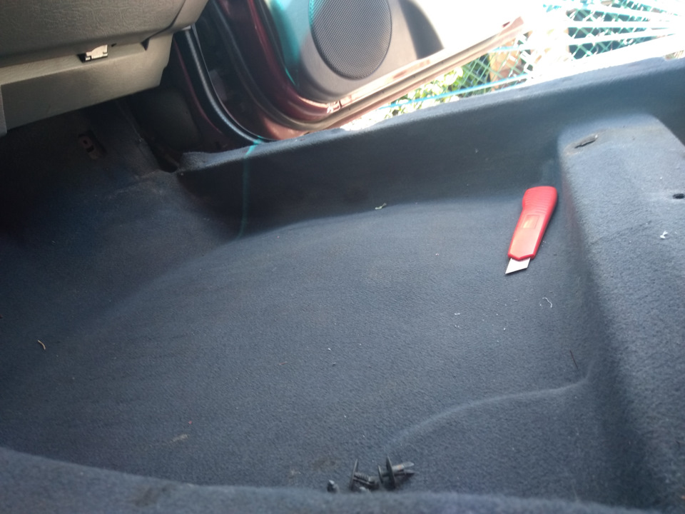 Проклейка багажника ковролином - Lada 21099, 1,5 л, 1997 года стайлинг DRIVE2