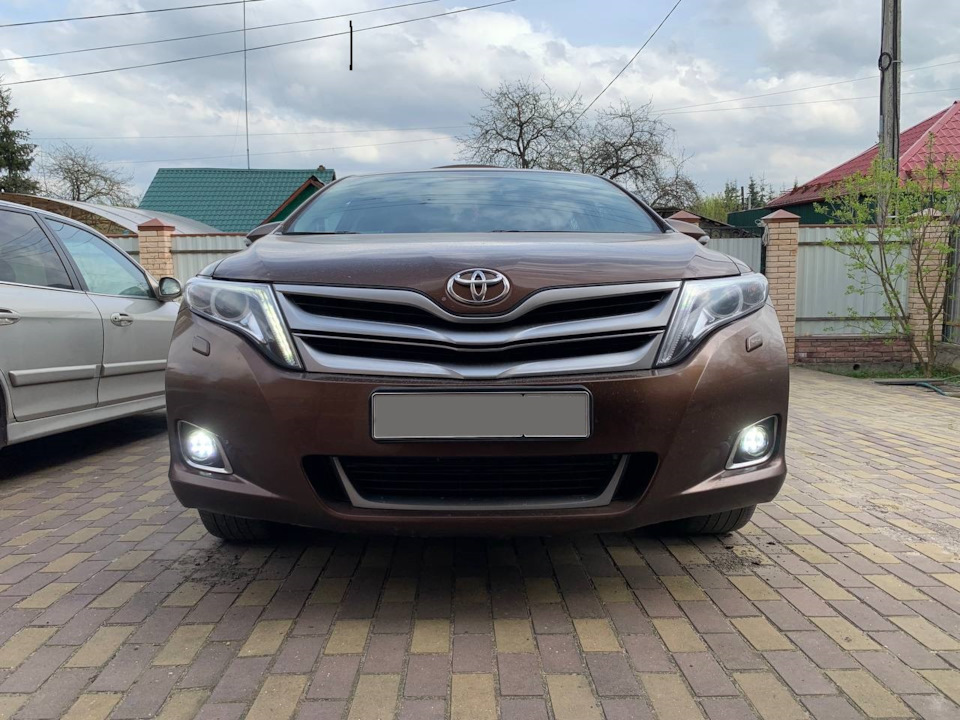 Замена ПТФ и повторителя поворота в боковом зеркале — Toyota Venza (1G ...