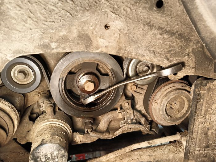 8. Пистолеты, масло — Nissan Murano II, 3,5 л, 2011 года | своими ...