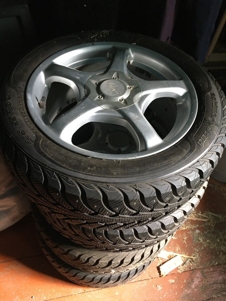 Шины зимние шипованные Sava 205/55 R16, кованые диски Duke 7Jx16 ET38 ...