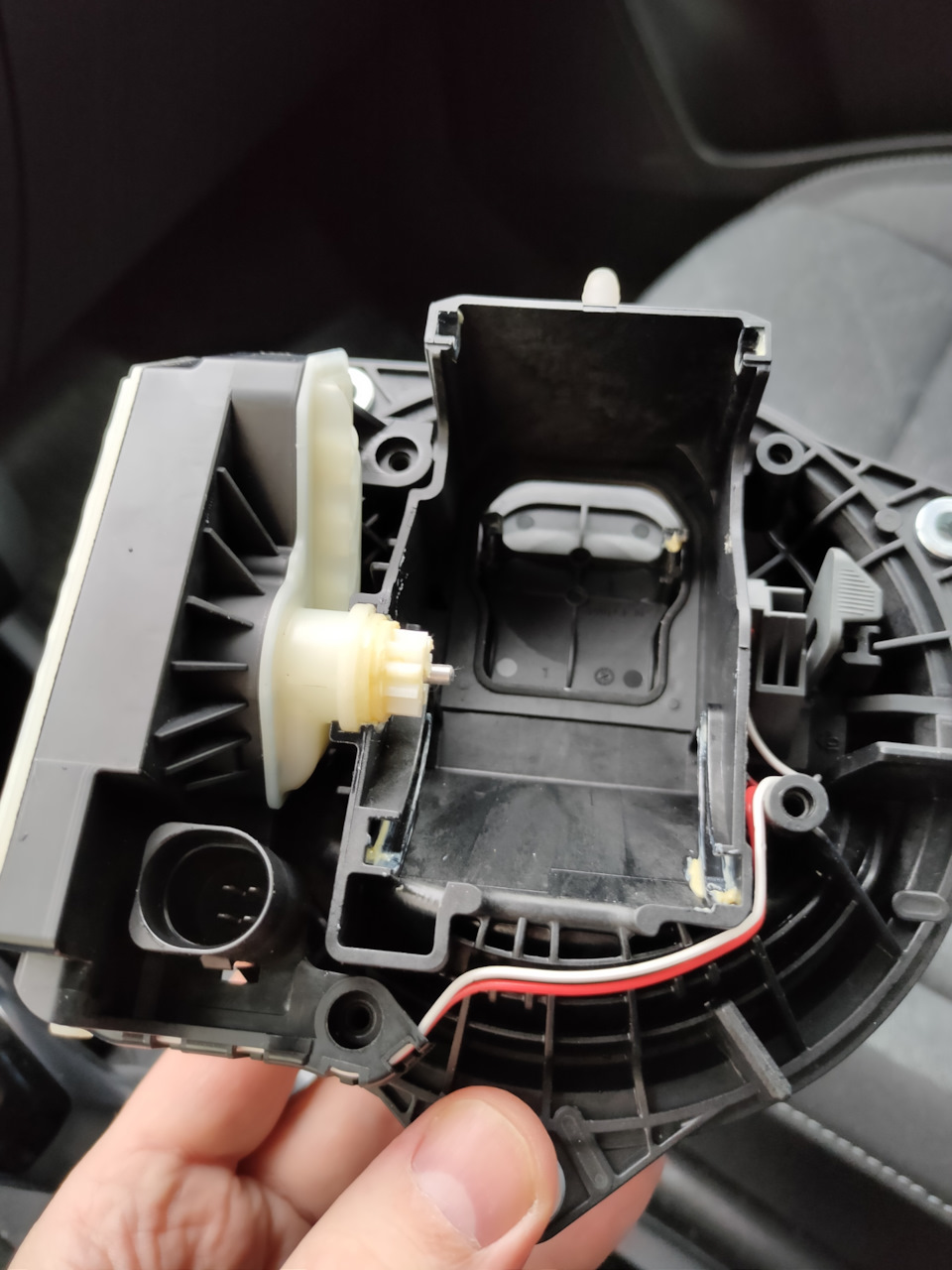 Камера заднего вида HIGH вместо LOW — Volkswagen Polo liftback, 1,6 л ...