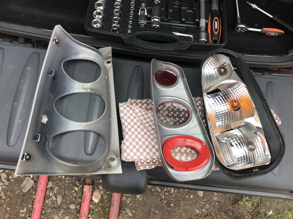 Лампочка стопа — Smart fortwo (1G), 0,7 л, 2005 года | своими руками ...