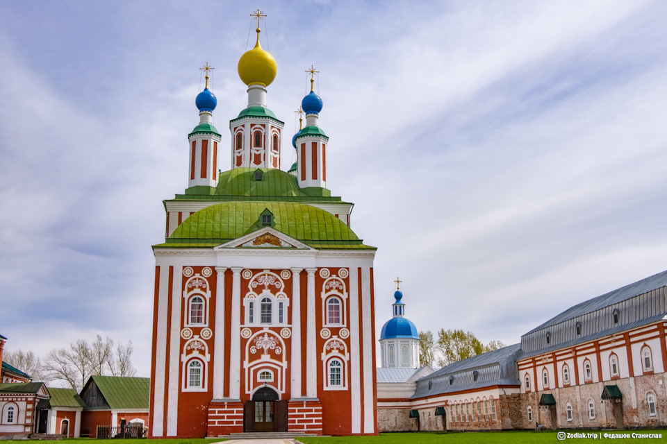 Рождество Богородичный Санаксарский мужской монастырь