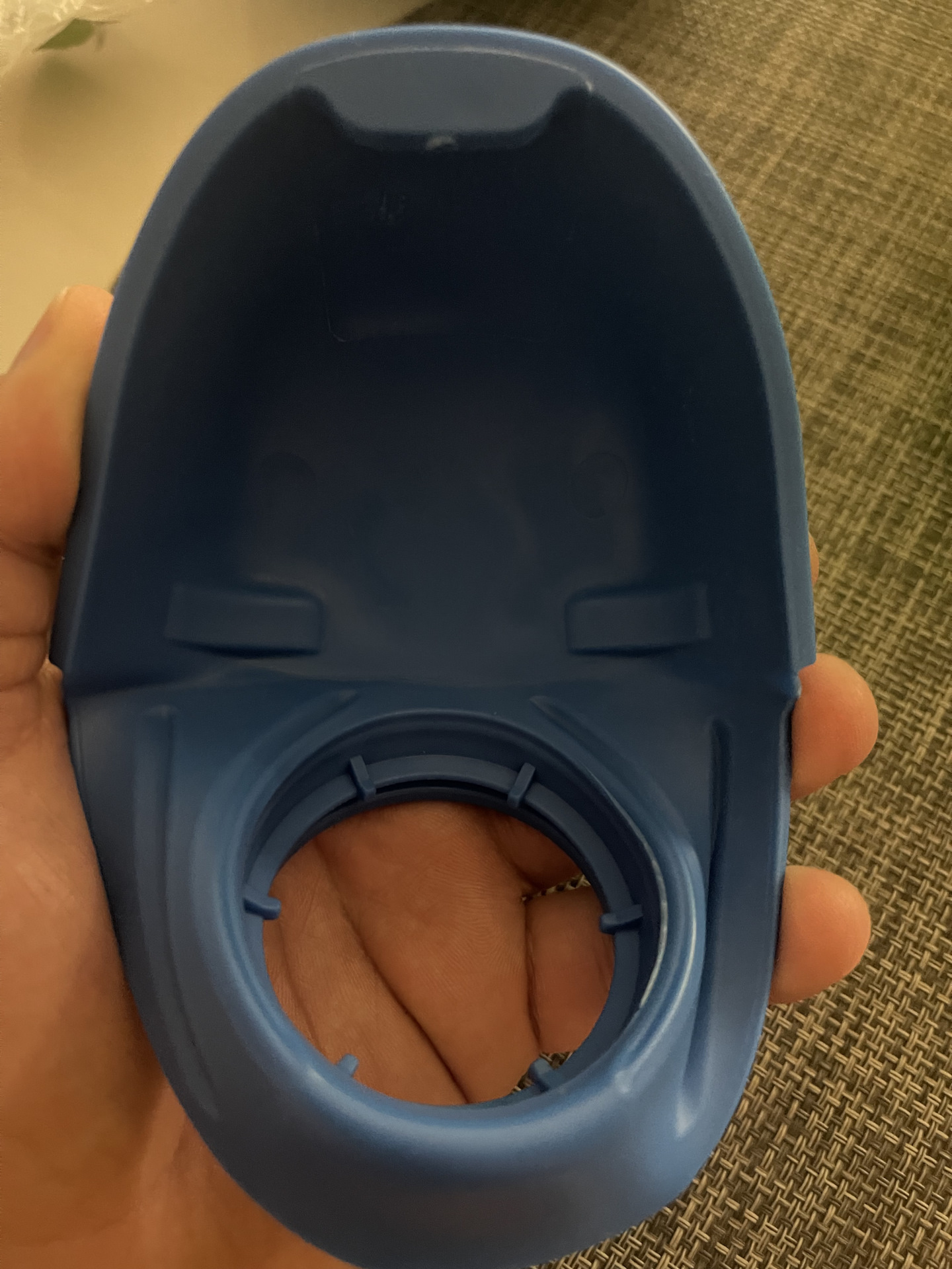 Воронка на бачок омывателя — Volkswagen Tiguan (1G), 2 л, 2014 года ...