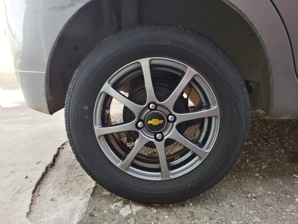 Черные-черные. — Chevrolet Aveo 5-door (1G)