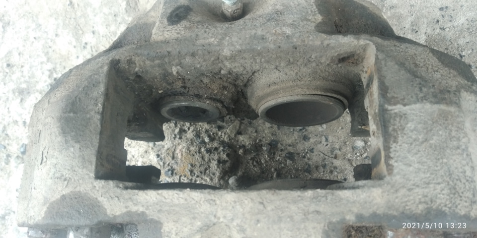 07. — Москвич 2140