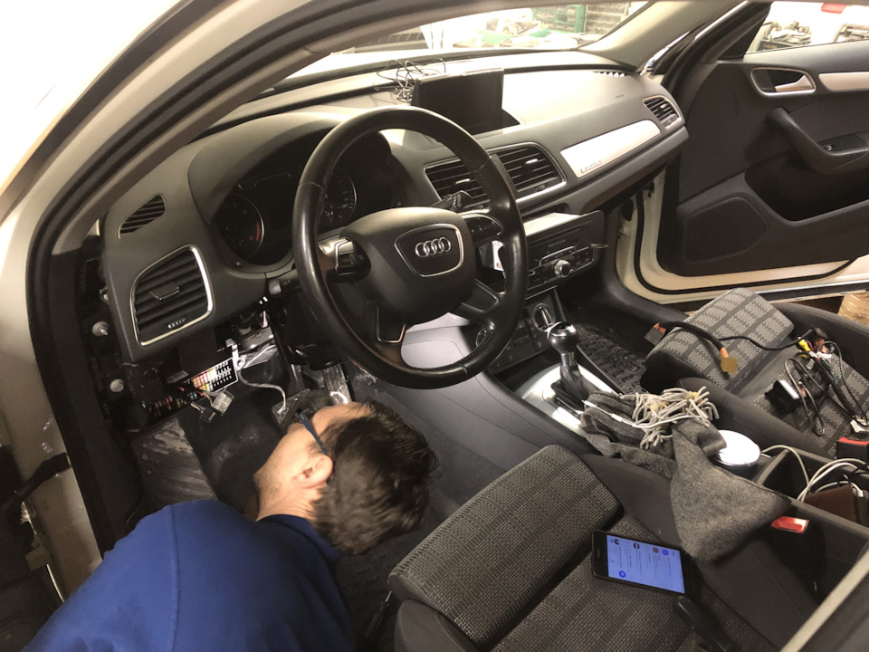 Фото в бортжурнале Audi Q3 (1G)