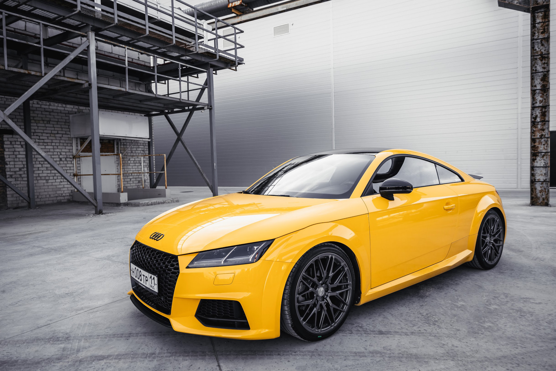 Новый тт 2023. Audi TT 2022. Audi TT 2. Audi TT mk3. Ауди ТТ 2020 желтая.