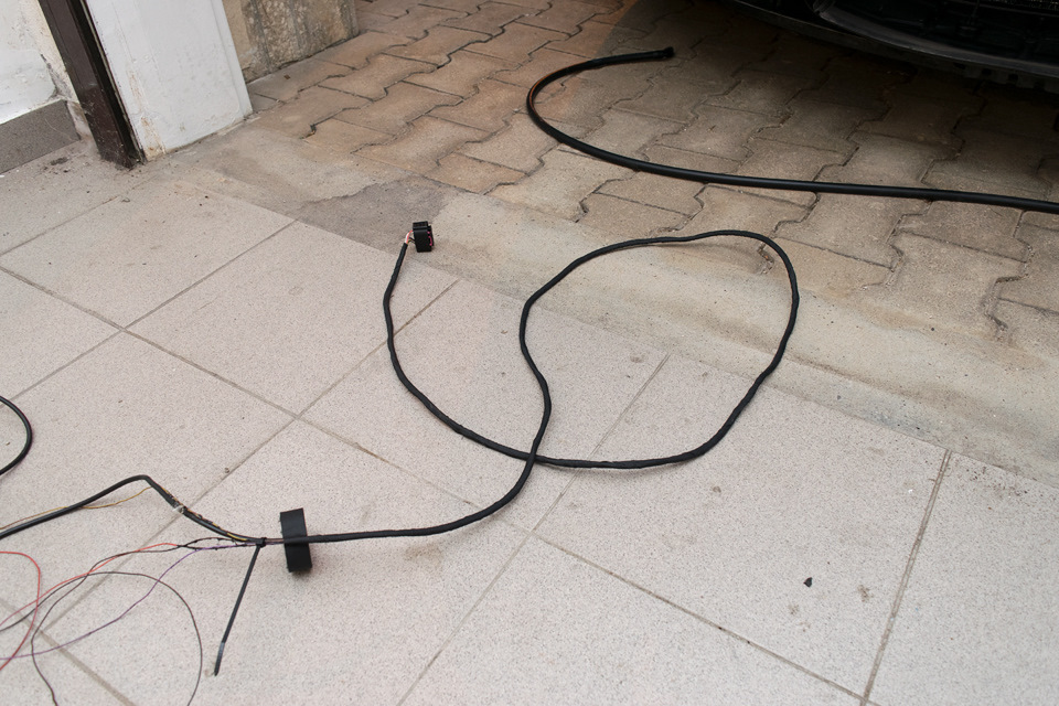 Замотана до того же места, где был вход в салон на E60 — BMW 6 series (E63)