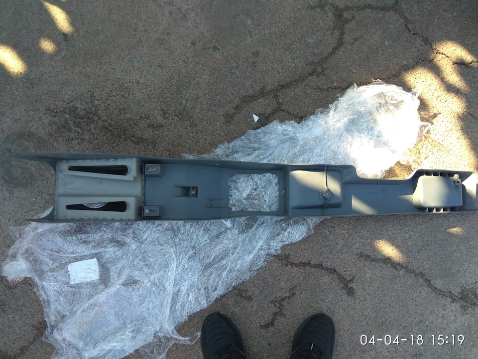 В ноги пассажира дует холодный воздух нексия. 4YAAAgNm4OA 960. В ноги пассажира дует холодный воздух нексия фото. В ноги пассажира дует холодный воздух нексия-4YAAAgNm4OA 960. картинка В ноги пассажира дует холодный воздух нексия. картинка 4YAAAgNm4OA 960. Привет всем.Загорелся этой доработкой ещё с осени прошлого года. Сразу же начались поиски комплекта; воздуховоды, центральная соединительная часть со вставкой и нижняя крышка печки с выходом, (отверстием).Вообщем, со всего этого нашел только воздуховоды!)! Остальное пришлось дорабатывать самому. Очень проблематично найти средину со вставкой, которая соединяет низ печки с воздуховодами. Оригинальной, (Nexia, Espero), так и не нашёл, но удалось найти с Opel Kadett GSi.