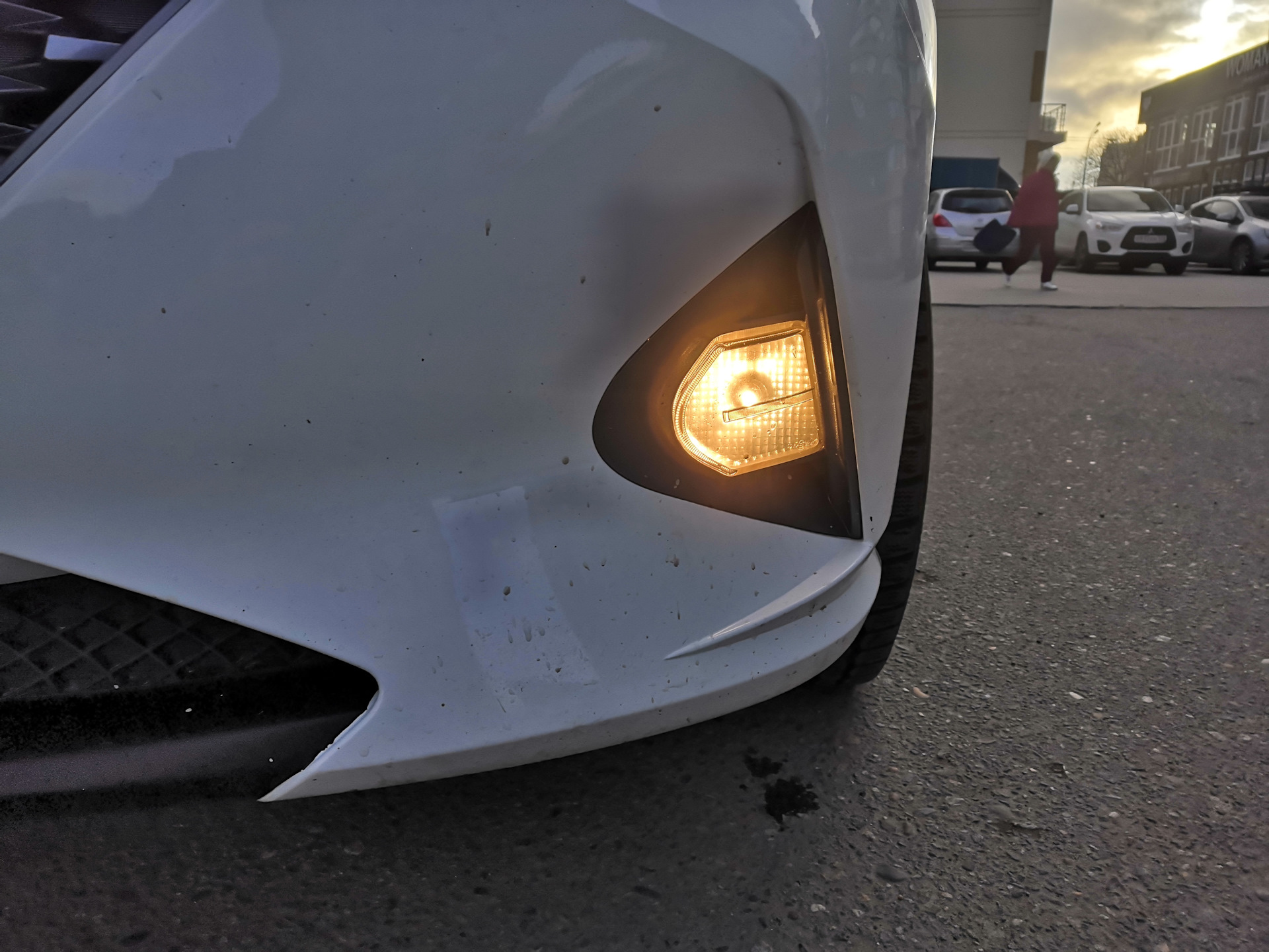 Лампочки в ДХО пхилипс — Hyundai Solaris (2G), 1,6 л, 2020 года ...