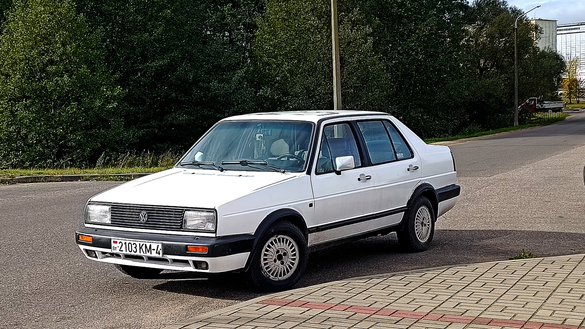 Volkswagen Jetta II 1.8 MT — технические характеристики