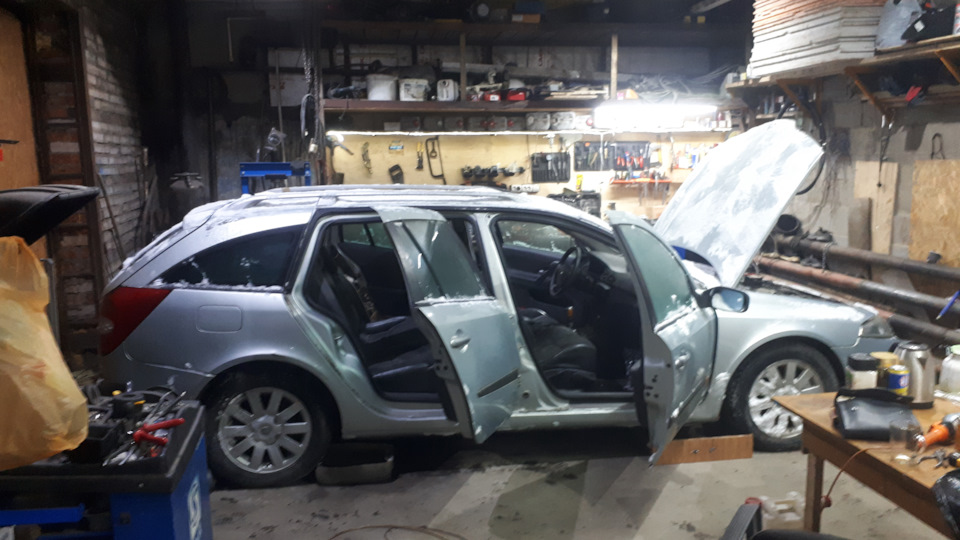 Renault Laguna Турбо лягуха f4rt