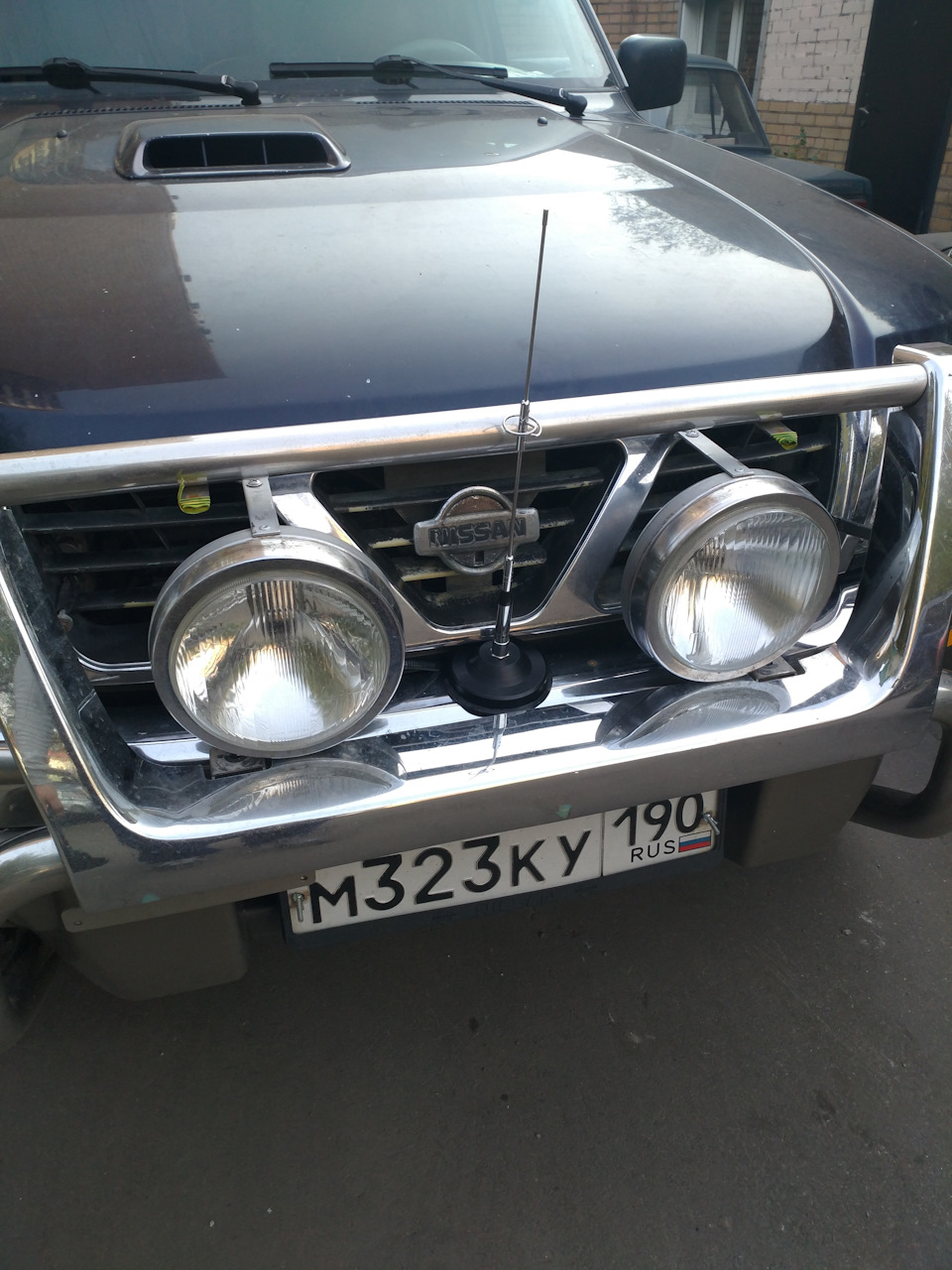 Фото в бортжурнале Nissan Patrol GR II (Y61)