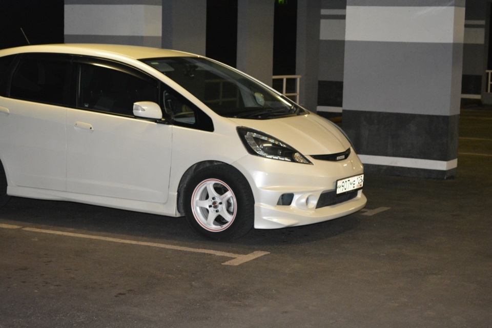 бампер mugen honda fit бампер mugen honda fit