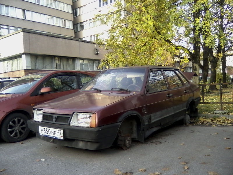 Брошенные автомобили в санкт петербурге