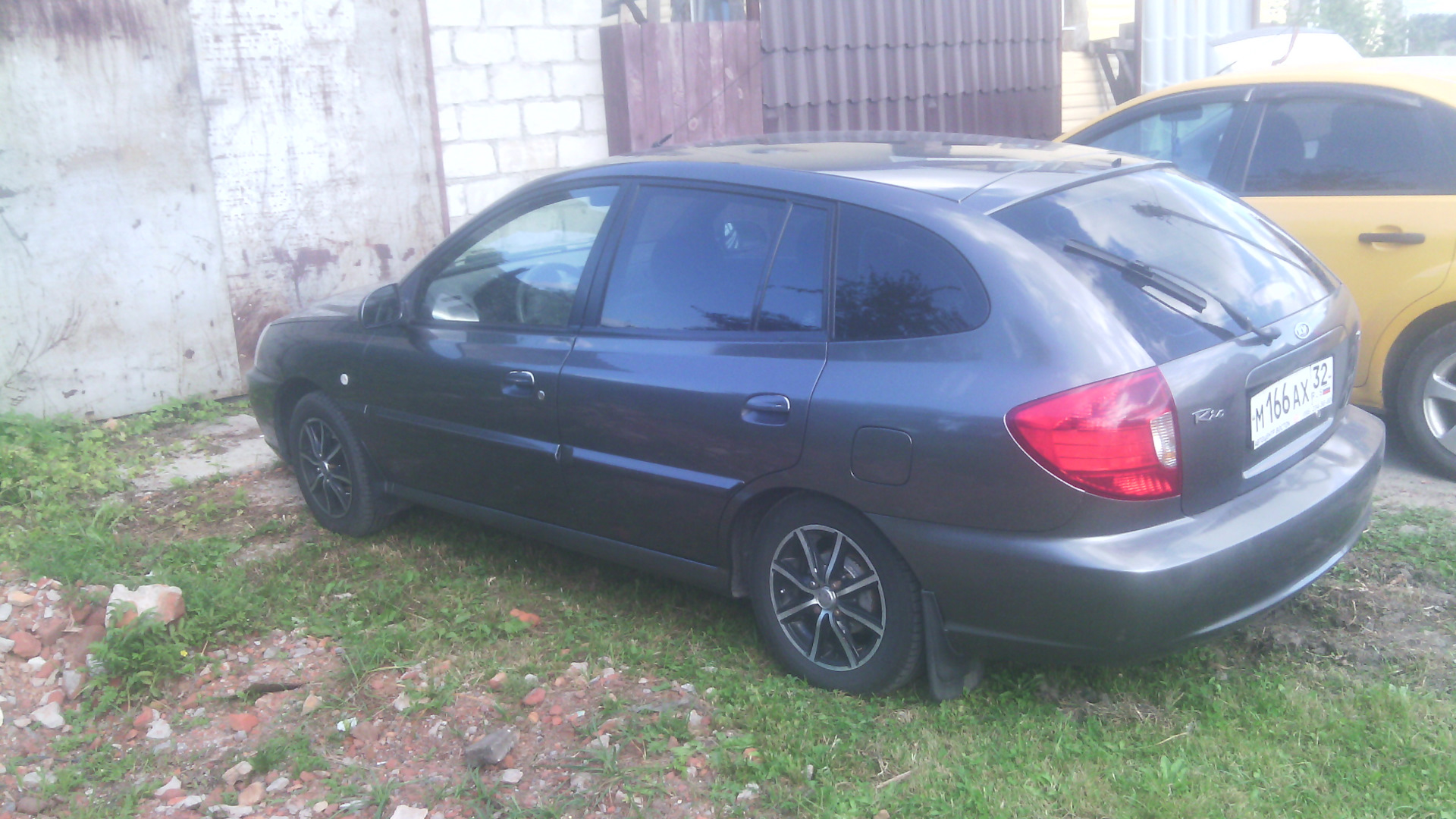 Kia Rio 2005 Aerography