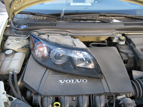 Фото в бортжурнале Volvo S40 (2G)