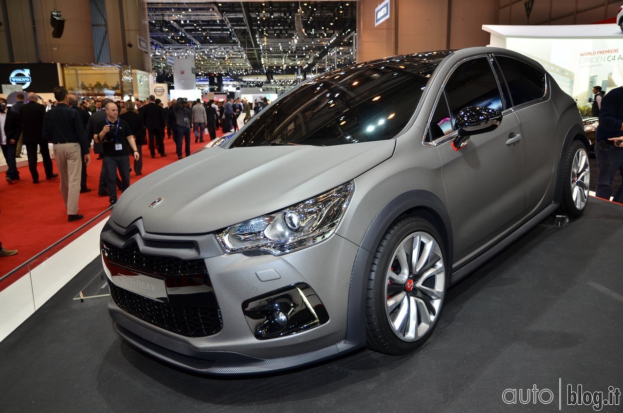 С 4 р 7. Citroen c4 2012 Tuning. Citroen c4 b7. Citroen c4 2011 Tuning. Обвес Ситроен с4 хэтчбек 2012.