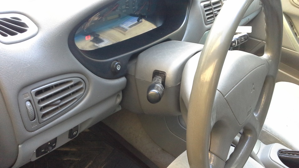 Посторонние шумы в салоне — Mitsubishi Galant (8G), 2,4 л, 2003 года ...