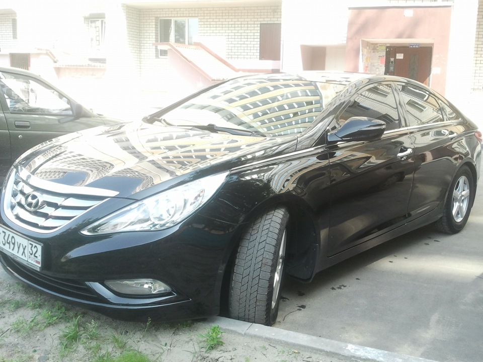 Урра! я заехал на бордюр!)) — Hyundai Sonata VI (YF), 2 л, 2011 года ...