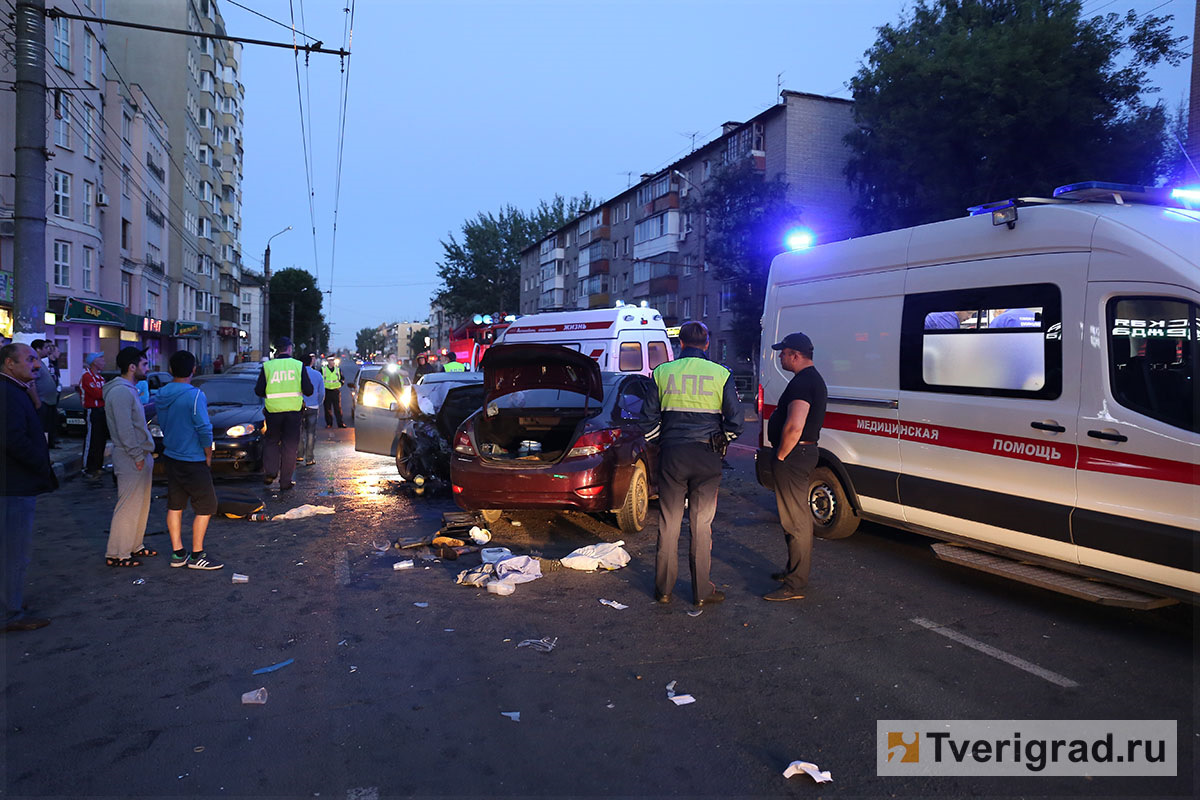 Твериград. Авария на Волоколамском проспекте. Тверьград происшествия.