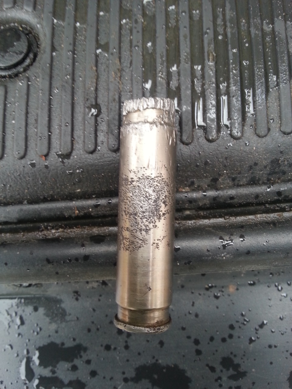 закисла нижняя направляющая суппорта — Toyota Caldina (190), 1,5 л ...