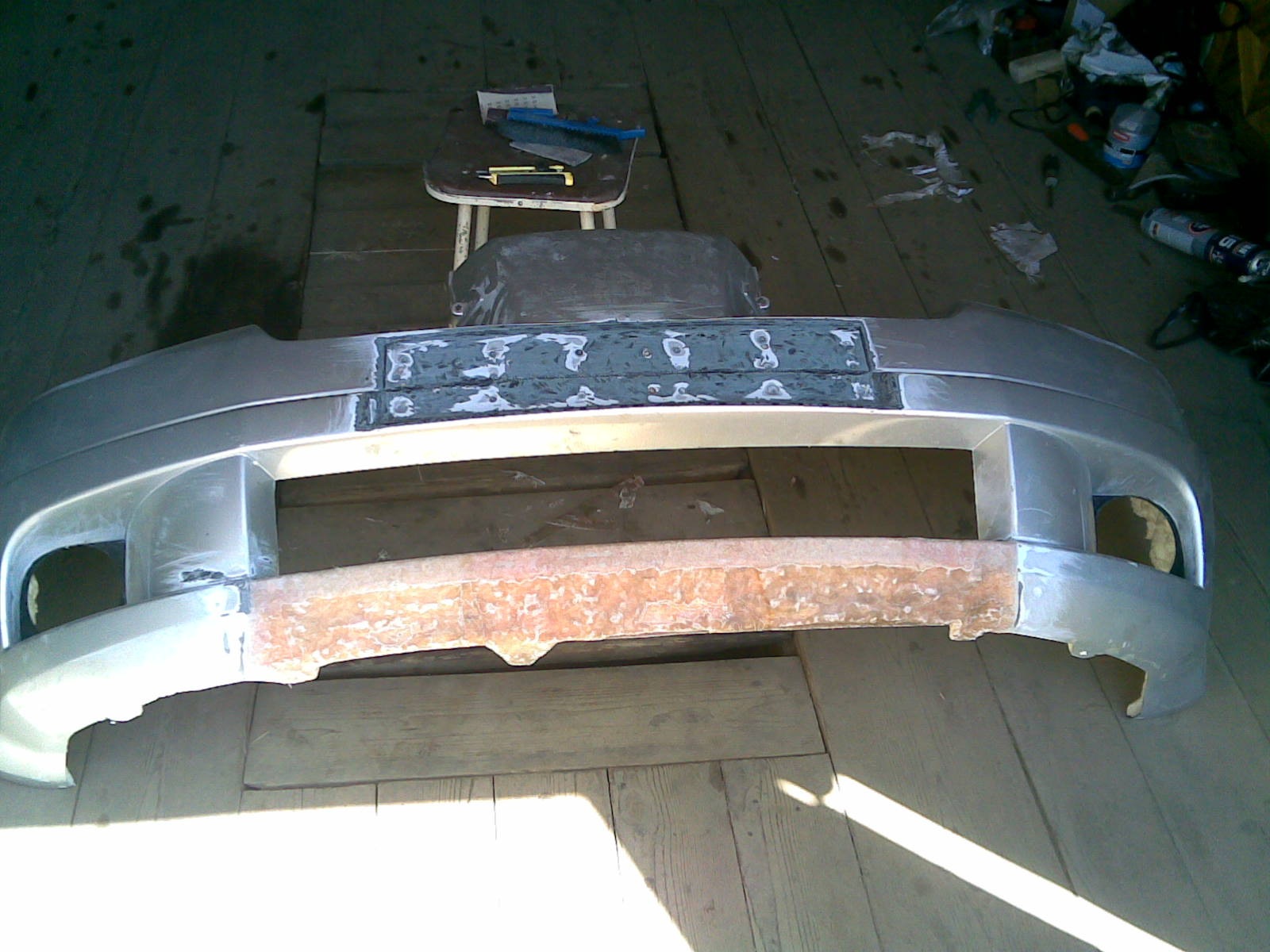 красим бампер — Mitsubishi Airtrek, 2 л, 2001 года | кузовной ремонт ...