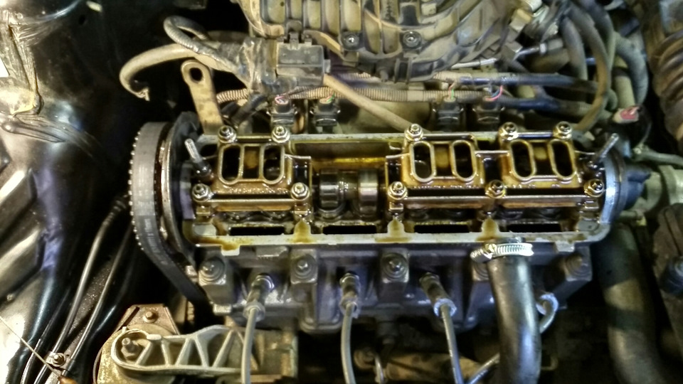 Регулировка клапанов. Замена датчика включения вентилятора — Lada ...