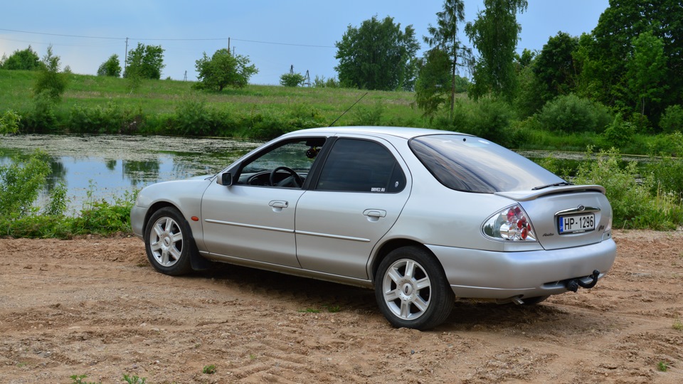 Форум форд мондео 2. Nissan Sentra 2004. Ниссан Сентра 2000. Nissan Sentra 2005.