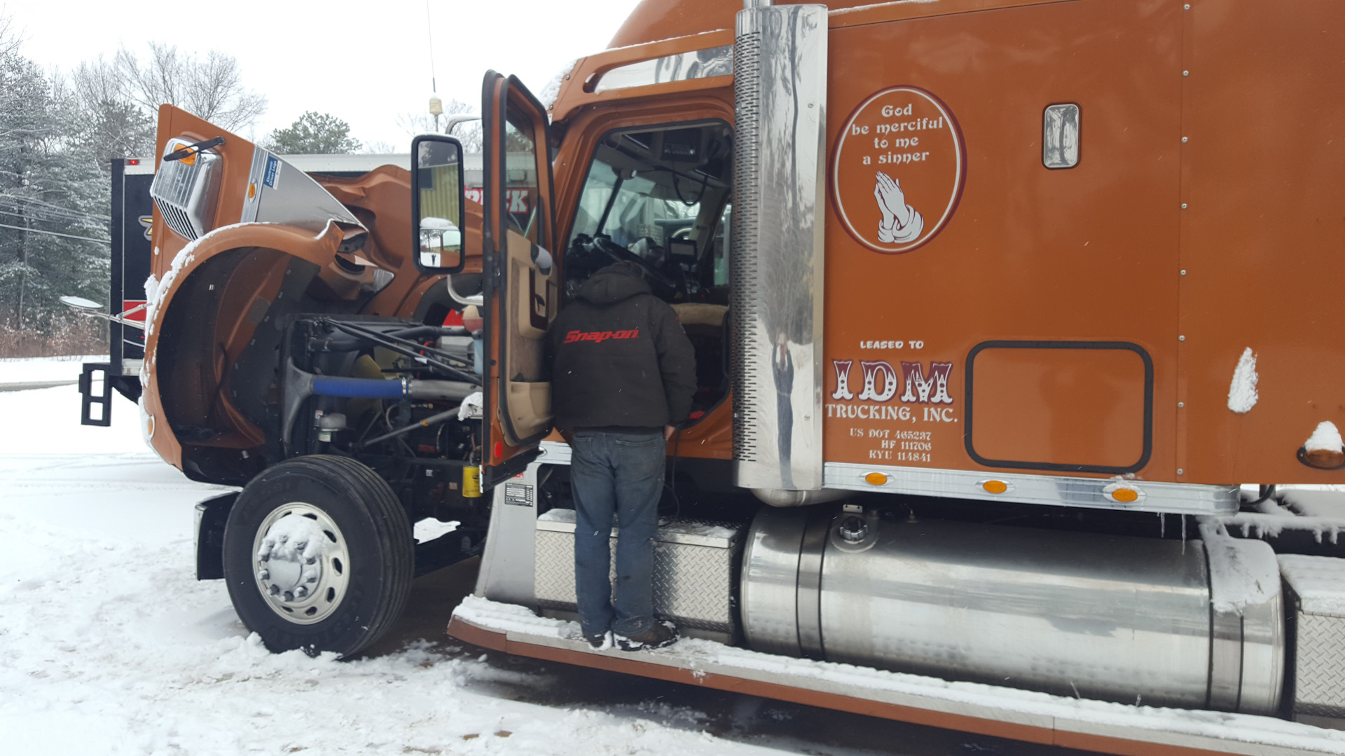 Искра в балон ушла … — Freightliner Coronado - Рыжик, 9,9 л, 2015 года |  помощь на дороге | DRIVE2