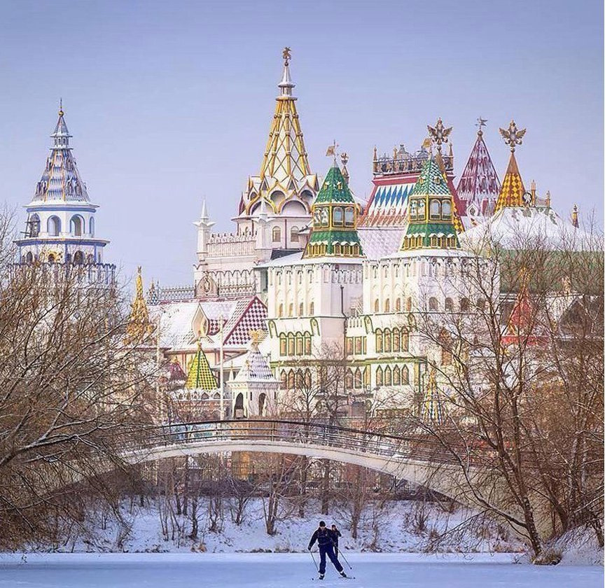 Фото зимней москвы. Парк Измайлово Кремль. Измайловский Кремль зима 2020. Измайловский Кремль зимой. Измайловский Кремль зимой 2020.