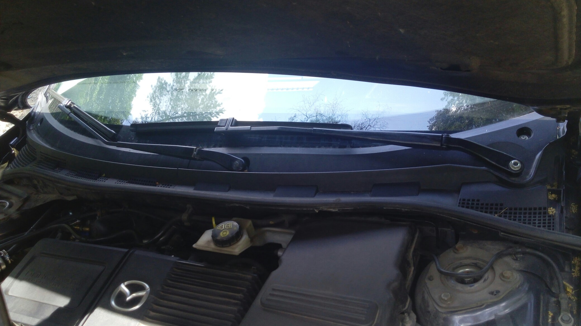 Как снять дворники мазда 3 бк Покраска поводков дворников - Mazda 3 (1G) BK, 1,6 л, 2007 года другое DRIVE2