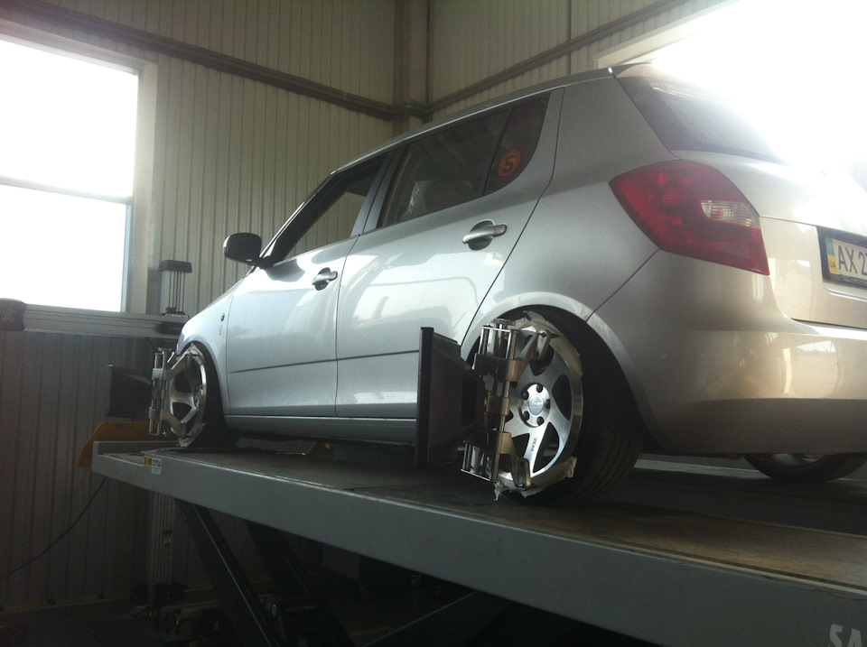 #60. Небольшой "ребилд" задних тормозов и "развал-схождение" — Skoda ...