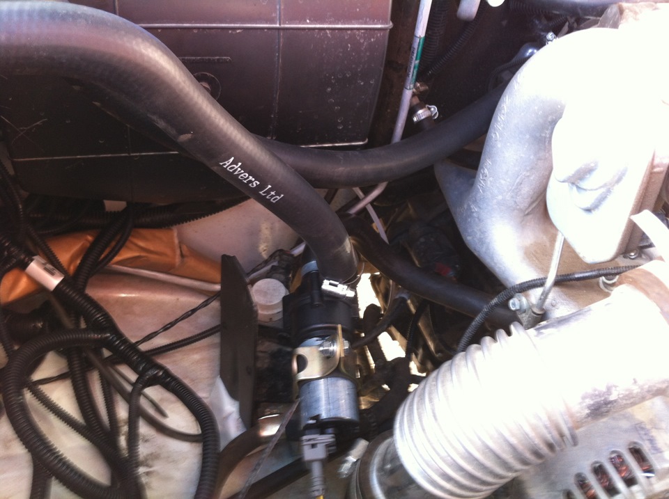 УАЗ (БУЛКА) двс 409 установка котла подогрева двс - YouTube