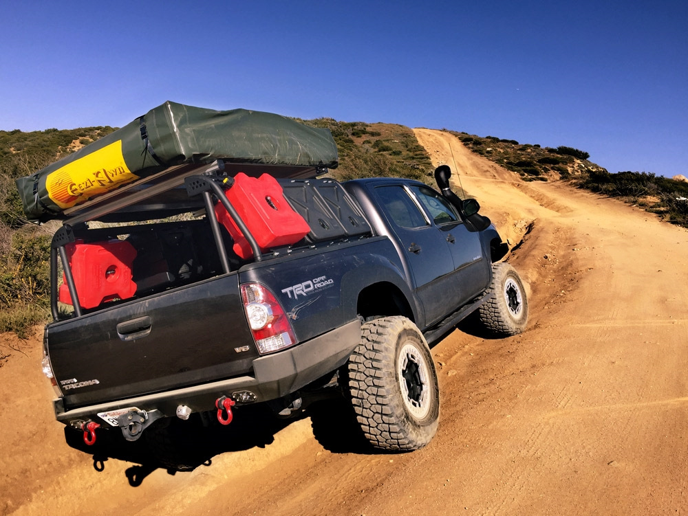 Cargo system. Тойота карго Cargo. Toyota Tundra кунг. Крепление кузова Тойота тундра. Пикап с грузом.