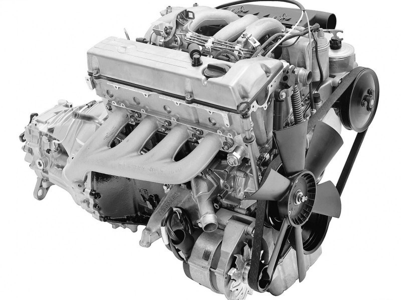 Двигатель Mercedes M103