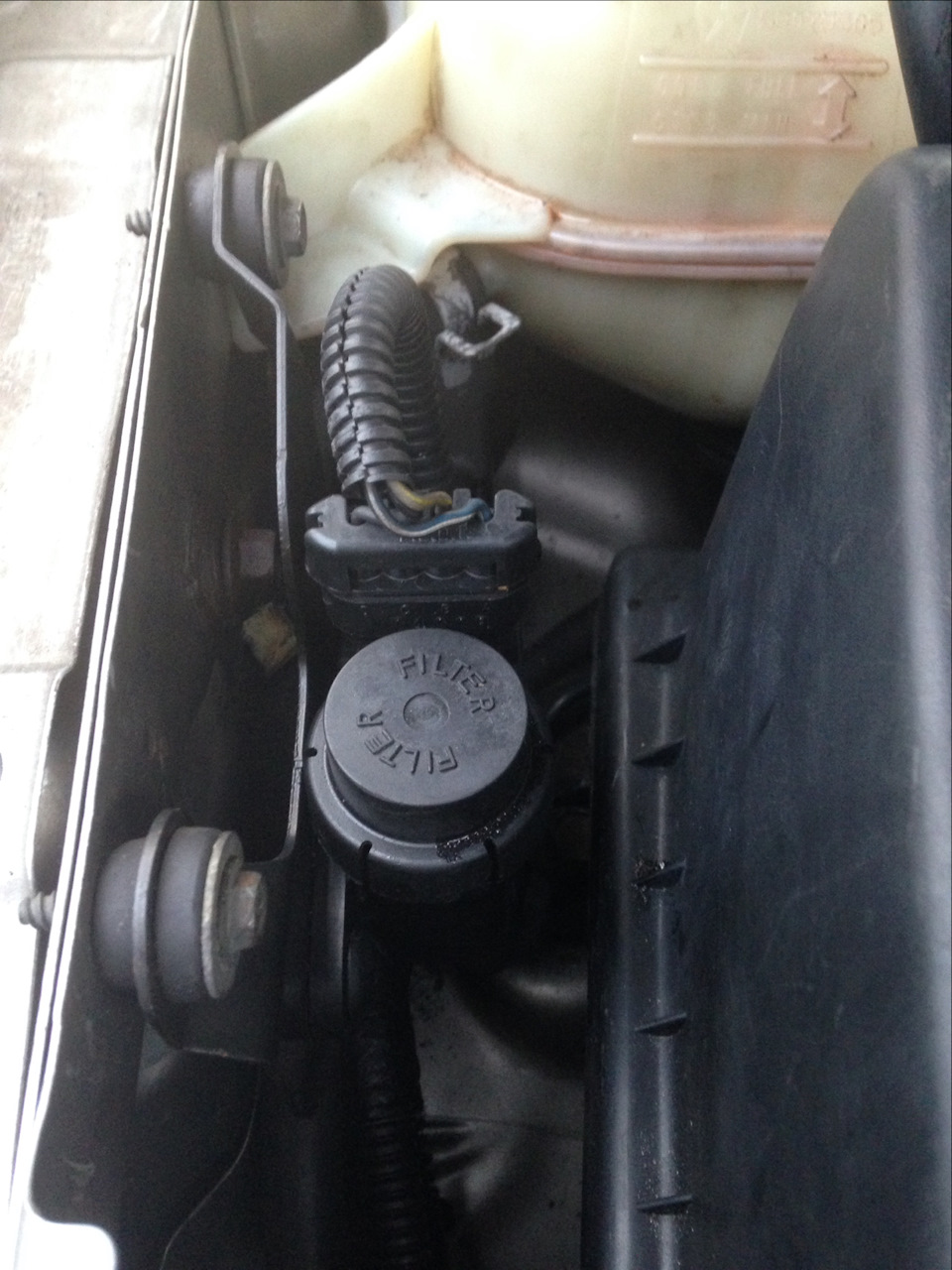 Воздушный фильтр и расход — Jeep Grand Cherokee (WJ), 3,1 л, 2000 года ...