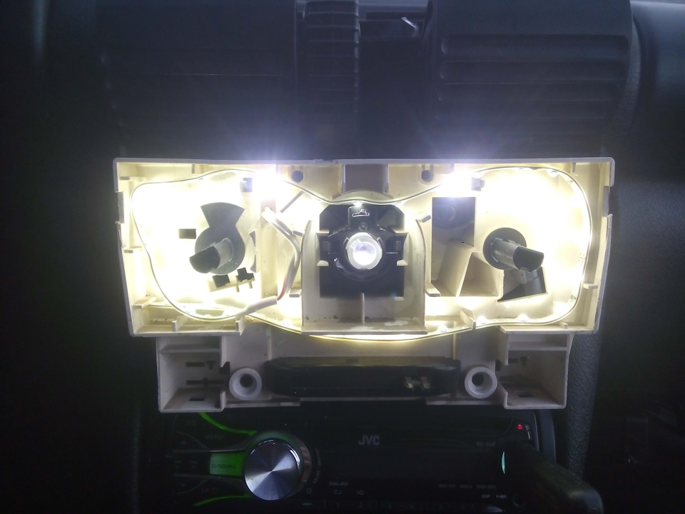 Делал подсветку перестала заводится — Opel Corsa B, 1,2 л, 1997 года ...