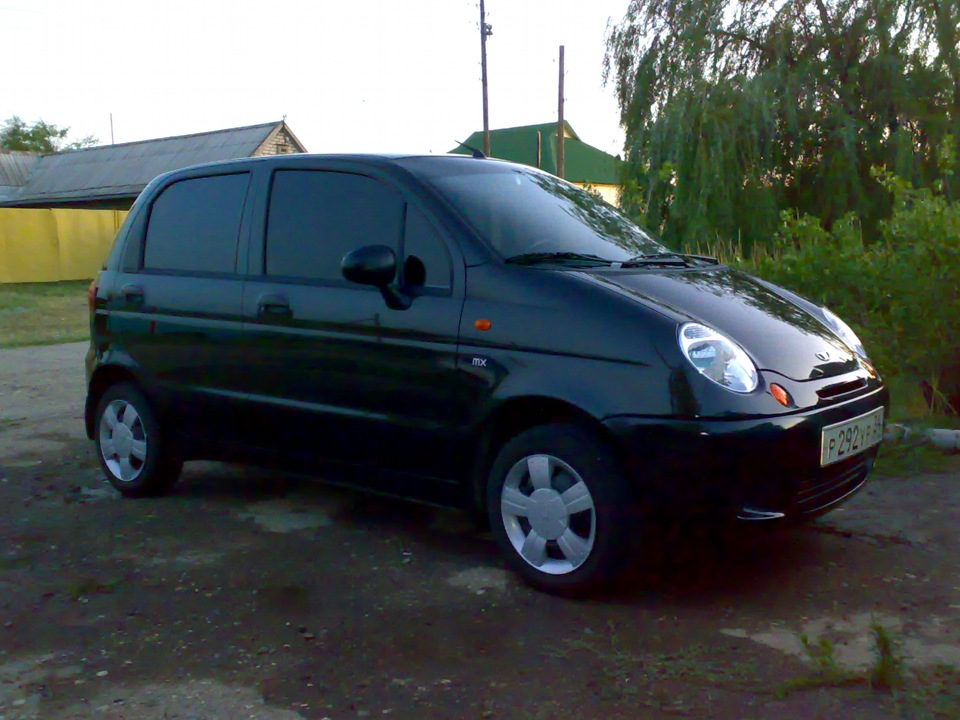 Тонированный матиз. Daewoo Matiz тонированный. Daewoo Matiz черный тонированный. Черный тонированный Дэу Матиз.