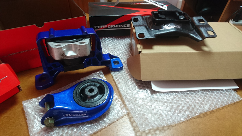 опора подушки двигателя мазда 3 bk. левая подушка двигателя мазда 3 bl. опора коробки мазда 3 бк 2. подушка безопасности мазда сх7. подушки мазда 3.