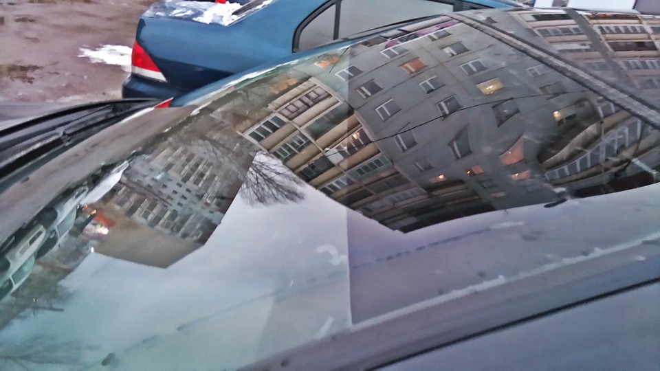 Полоска на лобовое стекло. — Toyota Avensis II, 1,8 л, 2008 года ...