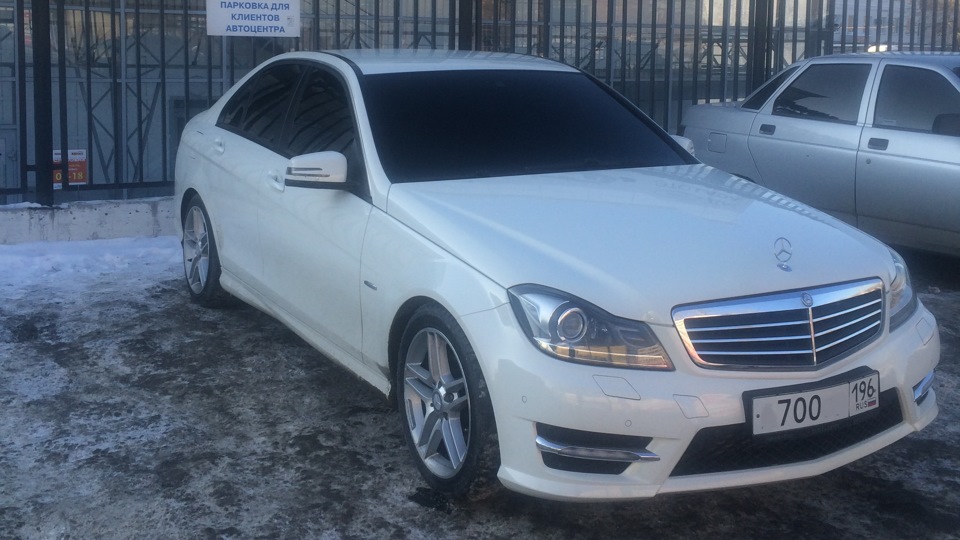 Заменил масло в коробке на пробеге 56000 и масло в двигателе ...