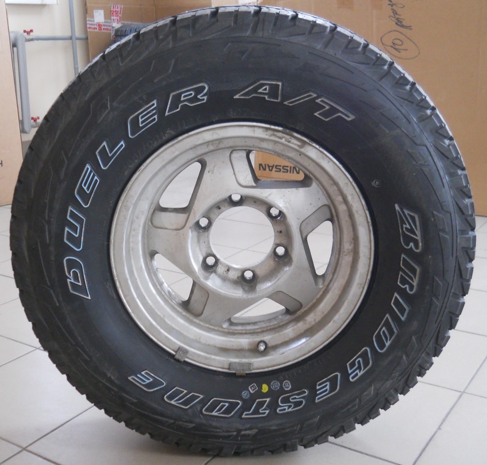 Резина 265 70 r15. 265/70 R15. Bridgestone Dueler a/t 31/10.5 r15. 265/70/15 Террано. Bridgestone Dueler at 265/70 r15.