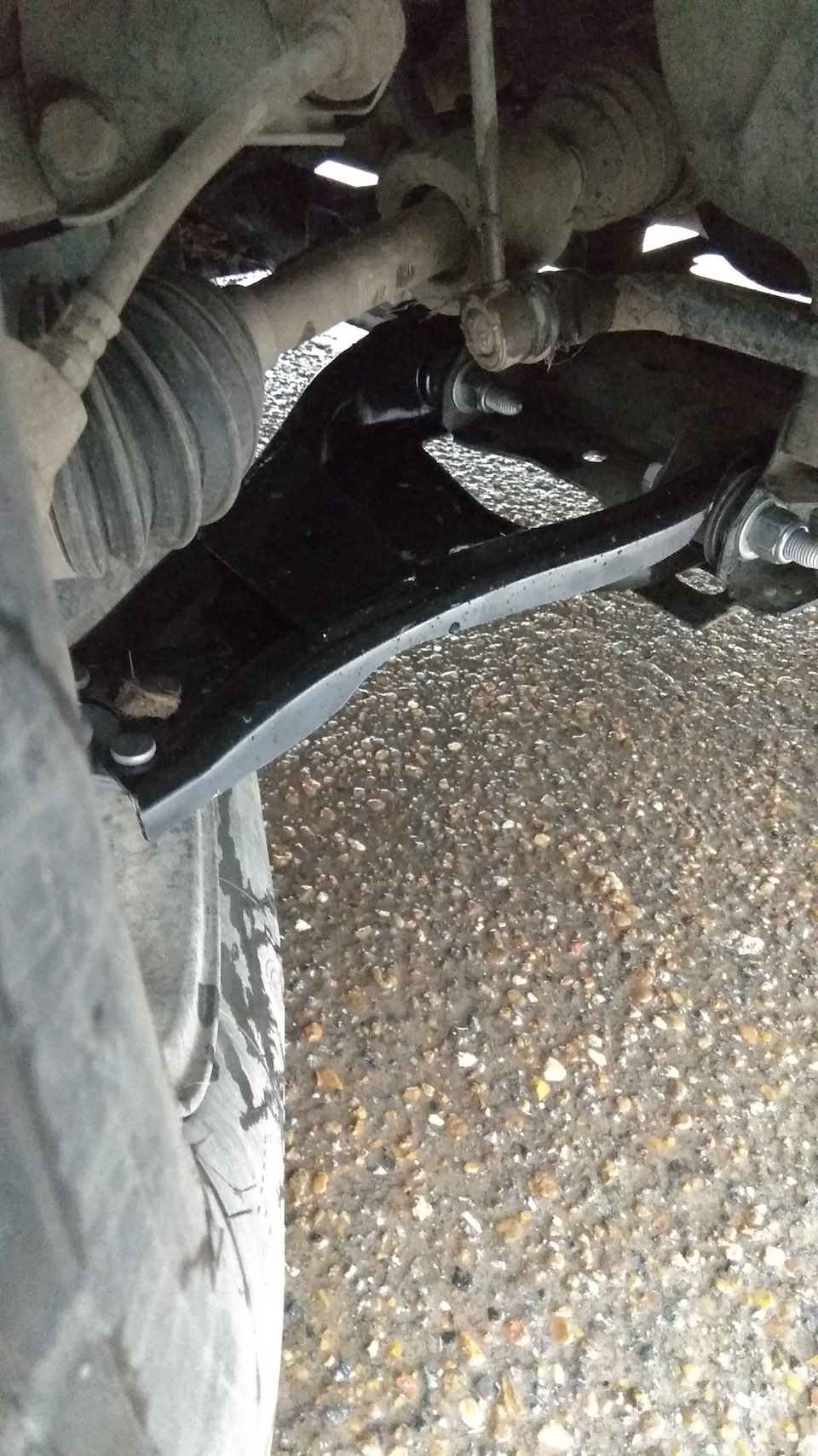 Замена правого нижнего рычага по гарантии — Nissan Terrano III, 2 л ...