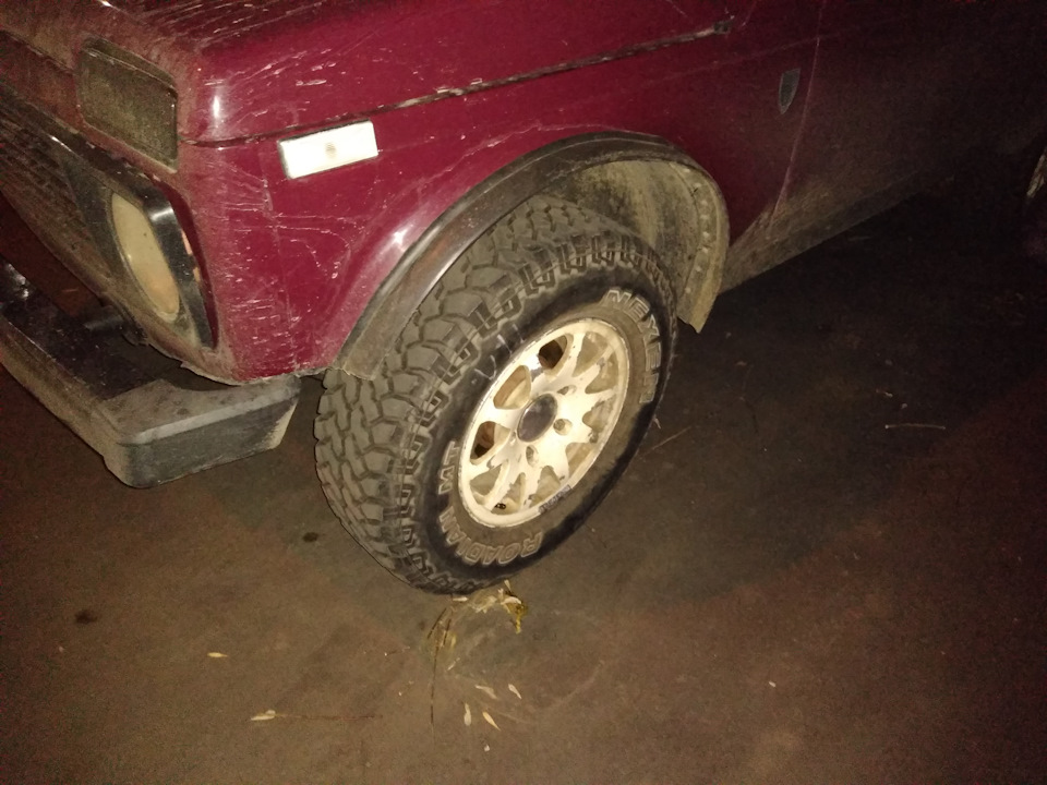 Вид имеет) — Lada 4x4 3D, 1,7 л, 2001 года | колёсные диски | DRIVE2