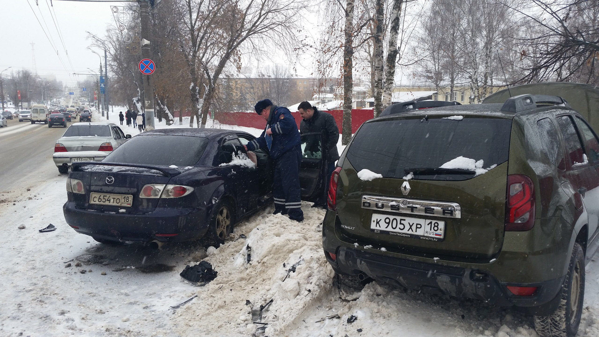 Подстава от ниссан сделал то. Подстава дтп.